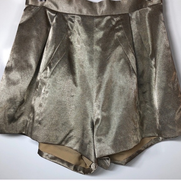 Finders Keepers Metallic Shorts‎ - Picture 9 of 9